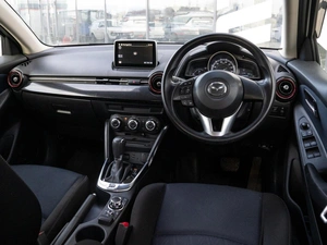 Хетчбэк Mazda Demio 2015 года, 990000 рублей, Краснодар