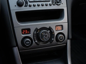 Хетчбэк Peugeot 308 2008 года, 395000 рублей, Краснодар