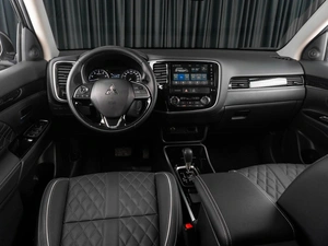 Внедорожник Mitsubishi Outlander 2022 года, 3149000 рублей, Тюмень