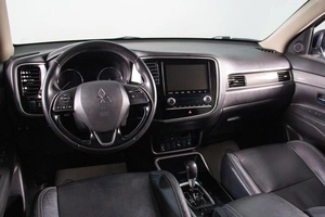 Внедорожник Mitsubishi Outlander 2020 года, 2339000 рублей, Сургут