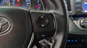 Внедорожник Toyota RAV4 2015 года, 2107000 рублей, Красноярск