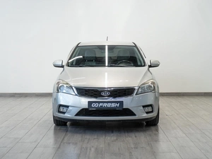 Хетчбэк Kia Ceed 2010 года, 799000 рублей, Саратов