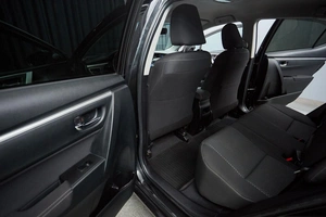 Седан Toyota Corolla 2013 года, 1299000 рублей, Красноярск