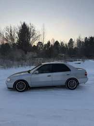 Седан Toyota Corolla 2000 года, 495000 рублей, Красноярск