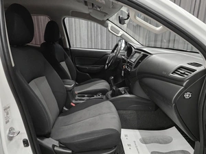 Пикап Mitsubishi L200 2019 года, 2050000 рублей, Красноярск