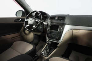 Внедорожник Skoda Yeti 2012 года, 999000 рублей, Новосибирск