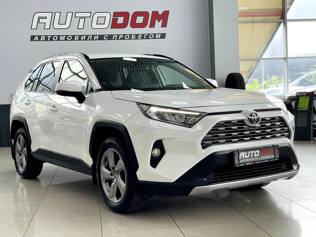 Внедорожник Toyota RAV4 2019 года, 2997000 рублей, Солонцы
