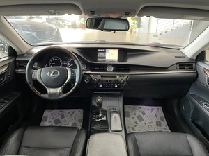 Седан Lexus ES 2014 года, 1997000 рублей, Солонцы