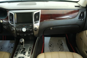 Седан Hyundai Equus 2011 года, 1299000 рублей, Омск