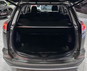 Внедорожник Toyota RAV4 2017 года, 2497000 рублей, Красноярск
