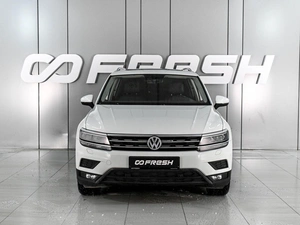 Внедорожник Volkswagen Tiguan 2018 года, 2850000 рублей, Аксай