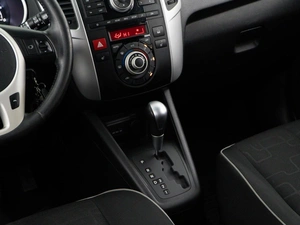 Минивэн Kia Venga 2013 года, 889077 рублей, Москва