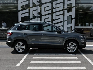 Внедорожник Skoda Karoq 2017 года, 2279000 рублей, Волгоград