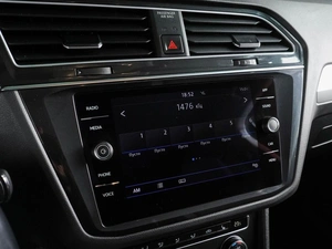 Внедорожник Volkswagen Tiguan 2020 года, 2368000 рублей, Воронеж