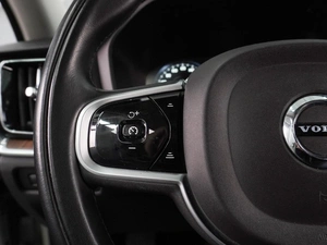 Седан Volvo S60 2019 года, 2756000 рублей, Воронеж