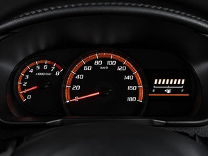 Хетчбэк Toyota Tank 2018 года, 879000 рублей, Тюмень