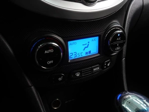 Седан Hyundai Solaris 2012 года, 834000 рублей, Воронеж