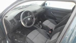 Универсал Volkswagen Golf 2002 года, 250000 рублей, Красноярск