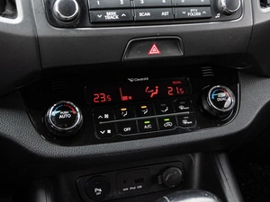 Внедорожник Kia Sportage 2012 года, 1390000 рублей, Краснодар