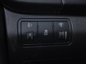 Хетчбэк Hyundai Solaris 2011 года, 898000 рублей, Краснодар