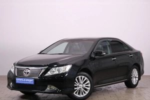 Седан Toyota Camry 2012 года, 1849000 рублей, Омск