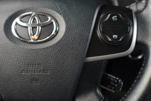 Седан Toyota Camry 2012 года, 1769000 рублей, Тюмень