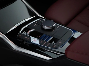 Седан BMW 3 серия 2024 года, 5449999 рублей, Москва