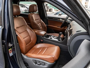 Внедорожник Volkswagen Touareg 2014 года, 2468000 рублей, Краснодар