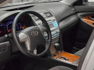 Седан Toyota Camry 2010 года, 1215000 рублей, Красноярск