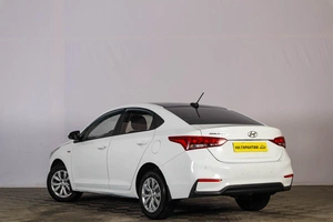 Седан Hyundai Solaris 2017 года, 929000 рублей, Тюмень