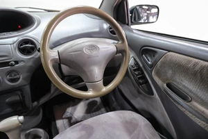 Седан Toyota Platz 2000 года, 499000 рублей, Новокузнецк