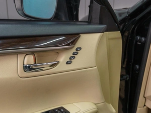 Седан Lexus ES 2013 года, 1899000 рублей, Сургут
