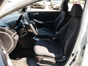 Седан Hyundai Solaris 2014 года, 1075000 рублей, Краснодар