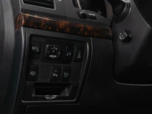 Внедорожник Toyota Land Cruiser 2011 года, 3369000 рублей, Тюмень