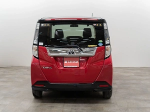 Хетчбэк Toyota Tank 2018 года, 1125000 рублей, Красноярск