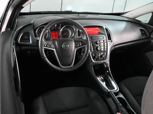 Хетчбэк Opel Astra GTC 2013 года, 999000 рублей, Аксай