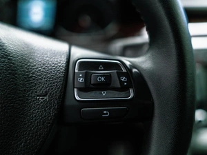 Седан Volkswagen Passat 2012 года, 1300000 рублей, Красноярск