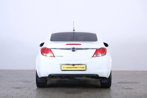 Седан Opel Insignia 2013 года, 1049000 рублей, Омск