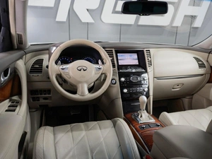 Внедорожник Infiniti QX70 2014 года, 2050000 рублей, Тюмень
