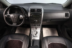 Седан Toyota Corolla 2012 года, 1579000 рублей, Новосибирск