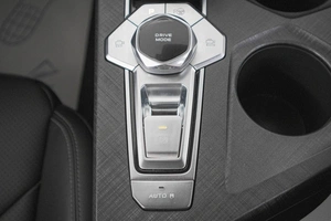 Лифтбек Changan UNI-V 2023 года, 2499000 рублей, Кемерово