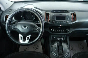 Внедорожник Kia Sportage 2011 года, 1349000 рублей, Омск