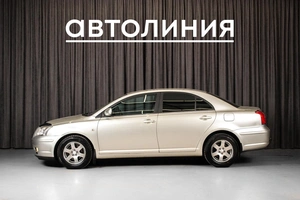 Седан Toyota Avensis 2004 года, 610000 рублей, Красноярск