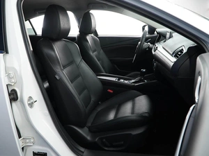 Седан Mazda 6 2017 года, 2072444 рублей, Москва