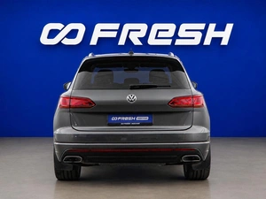 Внедорожник Volkswagen Touareg 2019 года, 4647777 рублей, Москва
