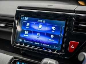 Минивэн Honda Stepwgn Spada 2017 года, 2100000 рублей, Красноярск