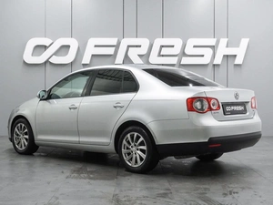 Седан Volkswagen Jetta 2009 года, 674000 рублей, Воронеж