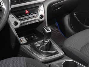 Седан Hyundai Elantra 2018 года, 948000 рублей, Тверь