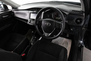 Универсал Toyota Corolla Fielder 2017 года, 1159000 рублей, Красноярск