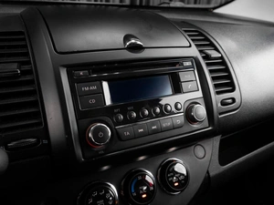 Хетчбэк Nissan Note 2012 года, 909000 рублей, Тюмень